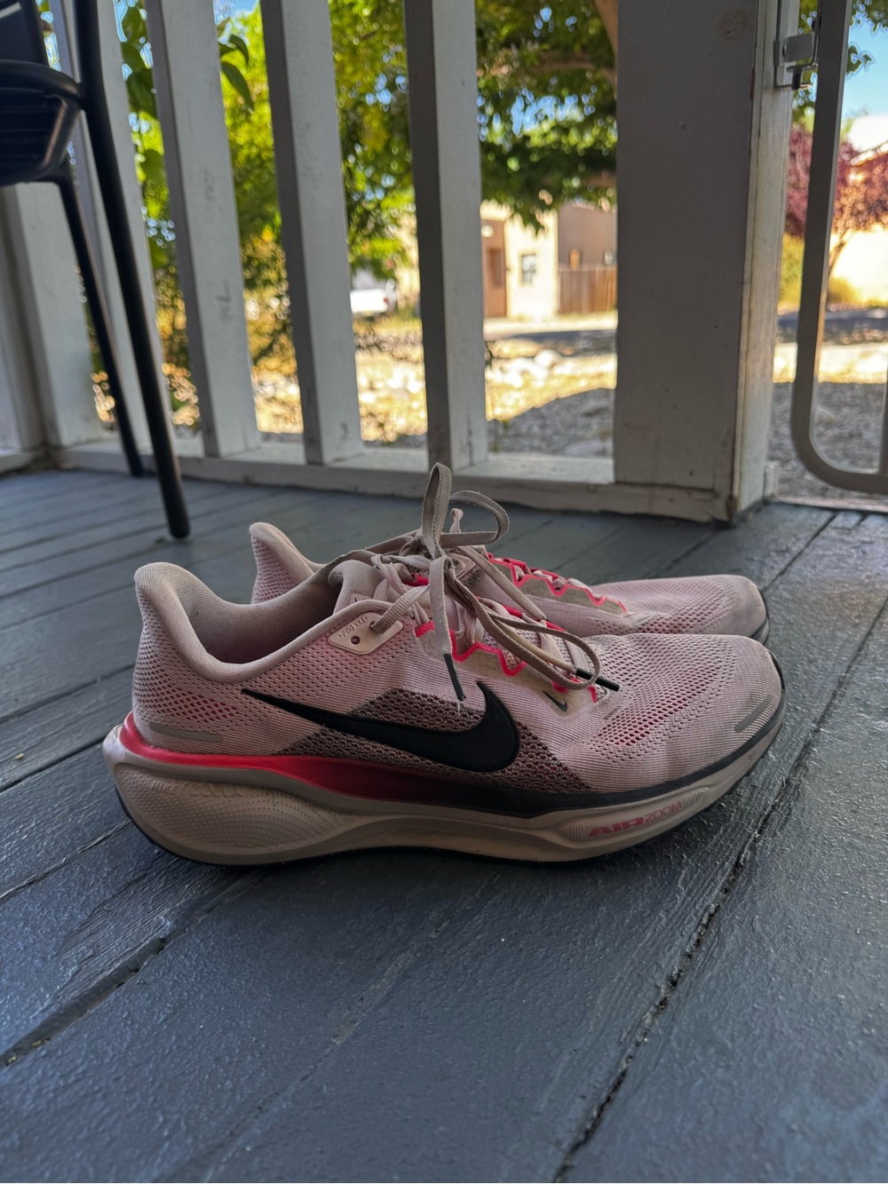 Nike Pegasus 41 Pink / White / Black Running Shoes Men’s 10.5 / Women’s 12